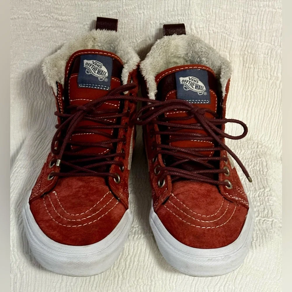 🔥 Vans Sk8-Hi MTE Hot Sauce/Port Royale w/ Fur Lining - Men’s 4 / Women’s 5.5🔥